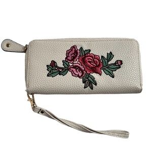 ANDREW MARC Rose Embroidered Wristlet Wallet NWOT